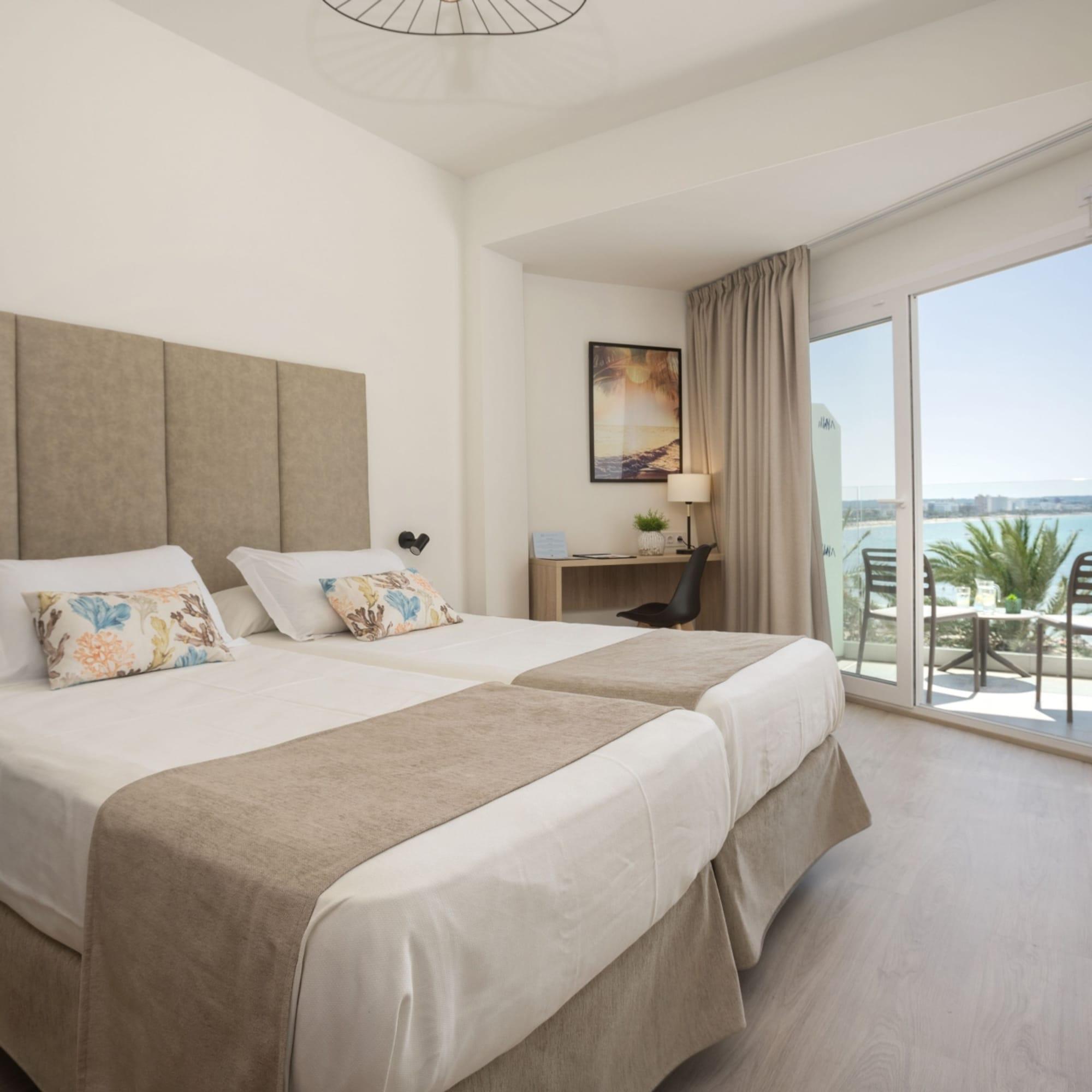 Hotel Las Arenas